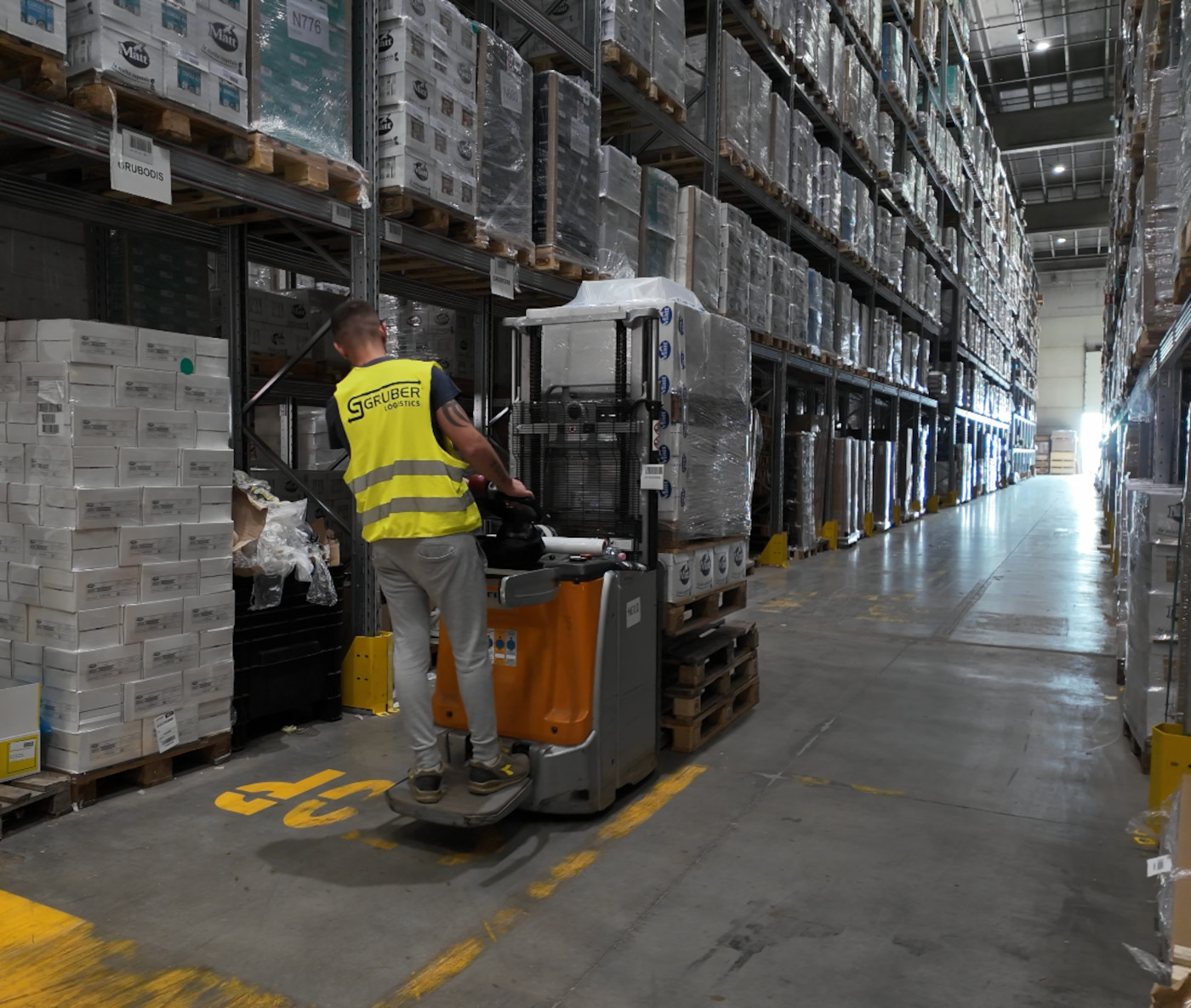 Video Invito Visita al deposito di Gruber Logistics di Corteolona